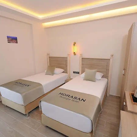 Готель Horasan